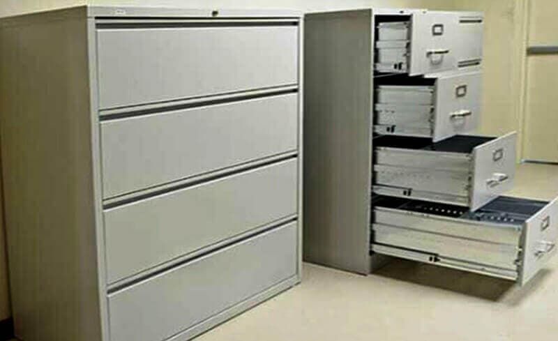 ESTANTERÍA METÁLICA DE SALTILLO