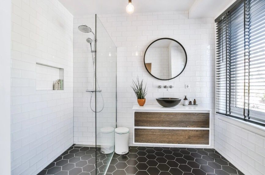 Bathroom Remodel vs. Renovation: What’s the Difference?