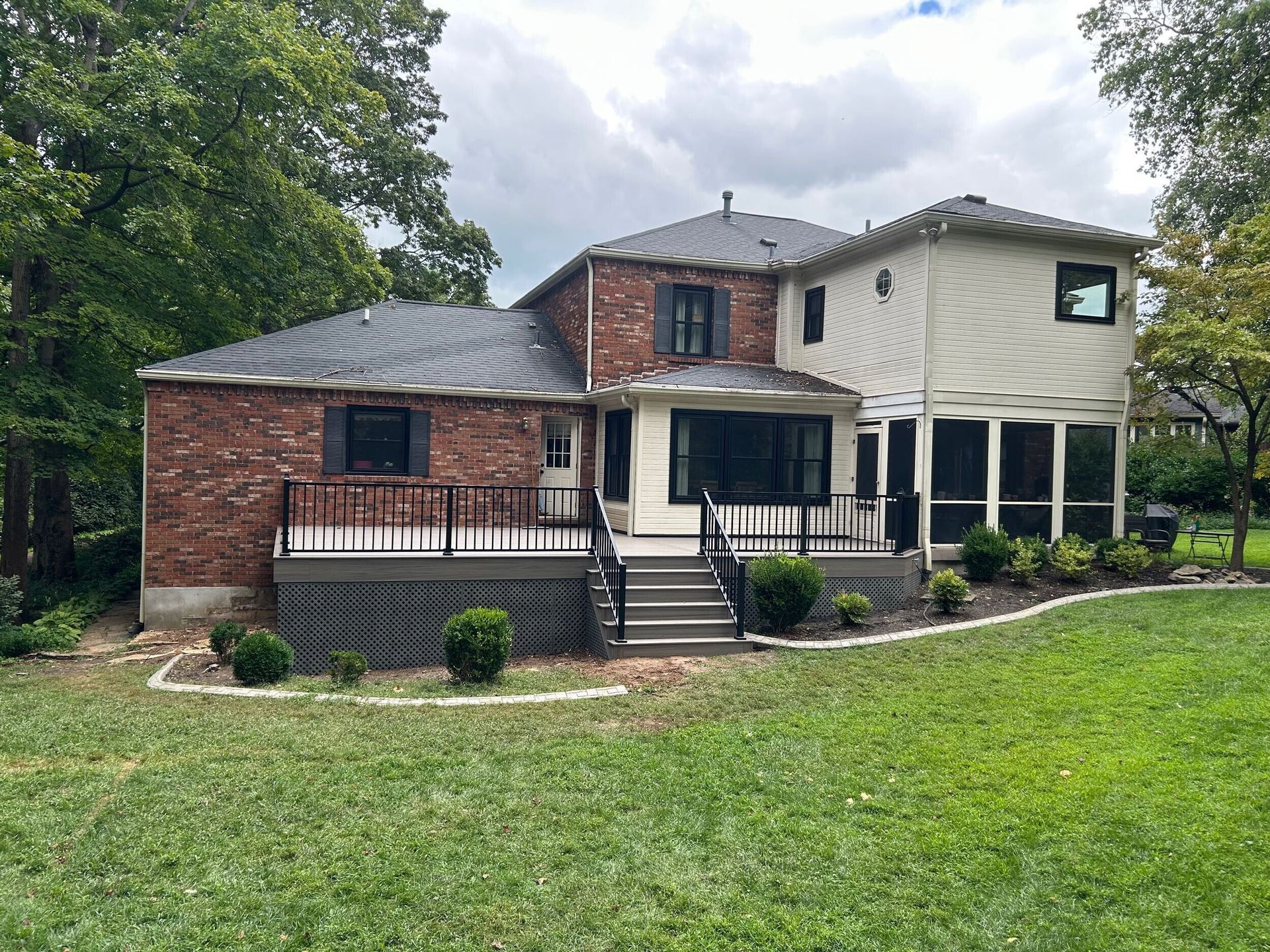 Case Study: Trex Enhance&reg; Rocky Harbor Deck Replacement &ndash; Louisville, KY 40222