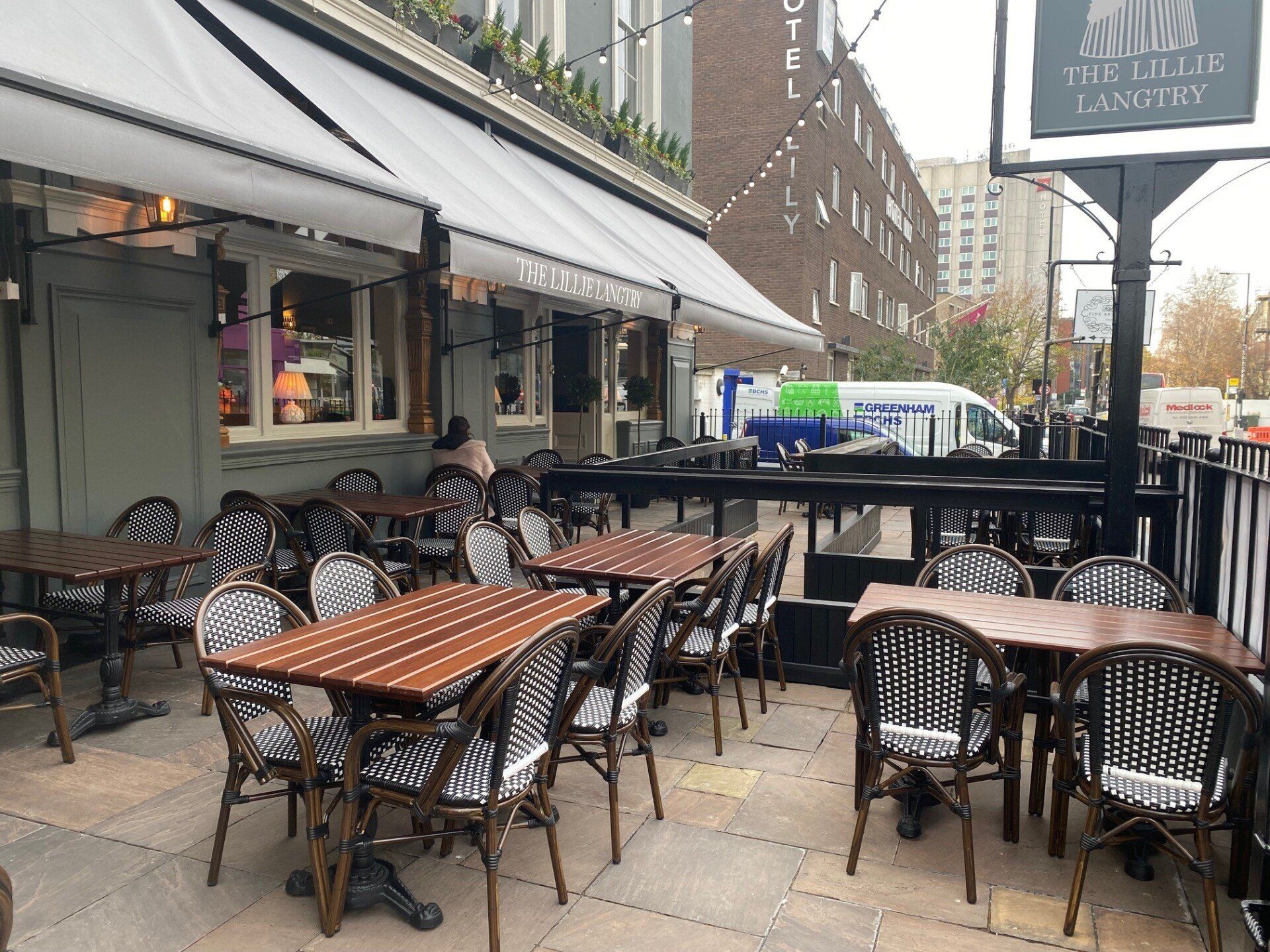 Lillie Langtry, Fulham, new external seating area