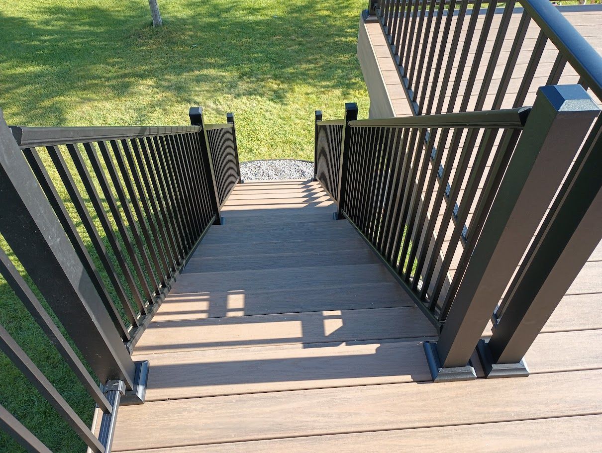 new composite deck stairs