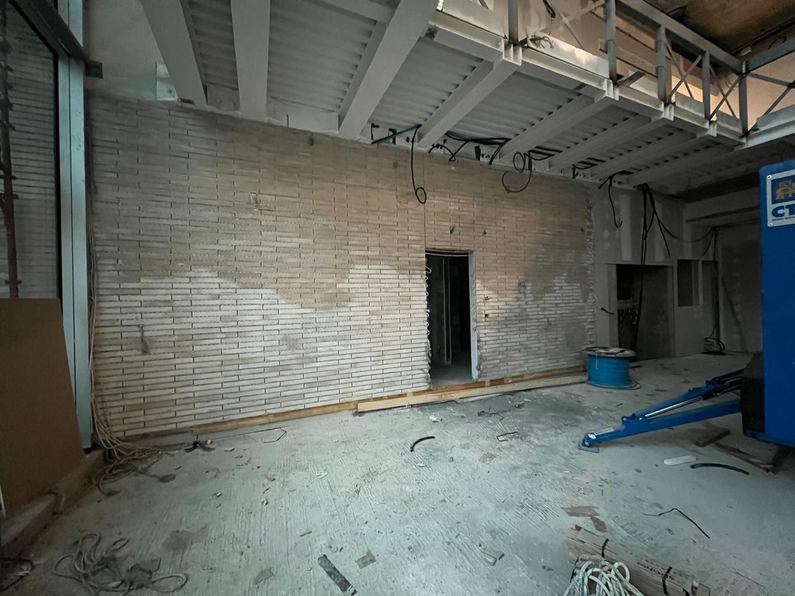 lavorazione Via Campestre 33 Bresso Milano 03