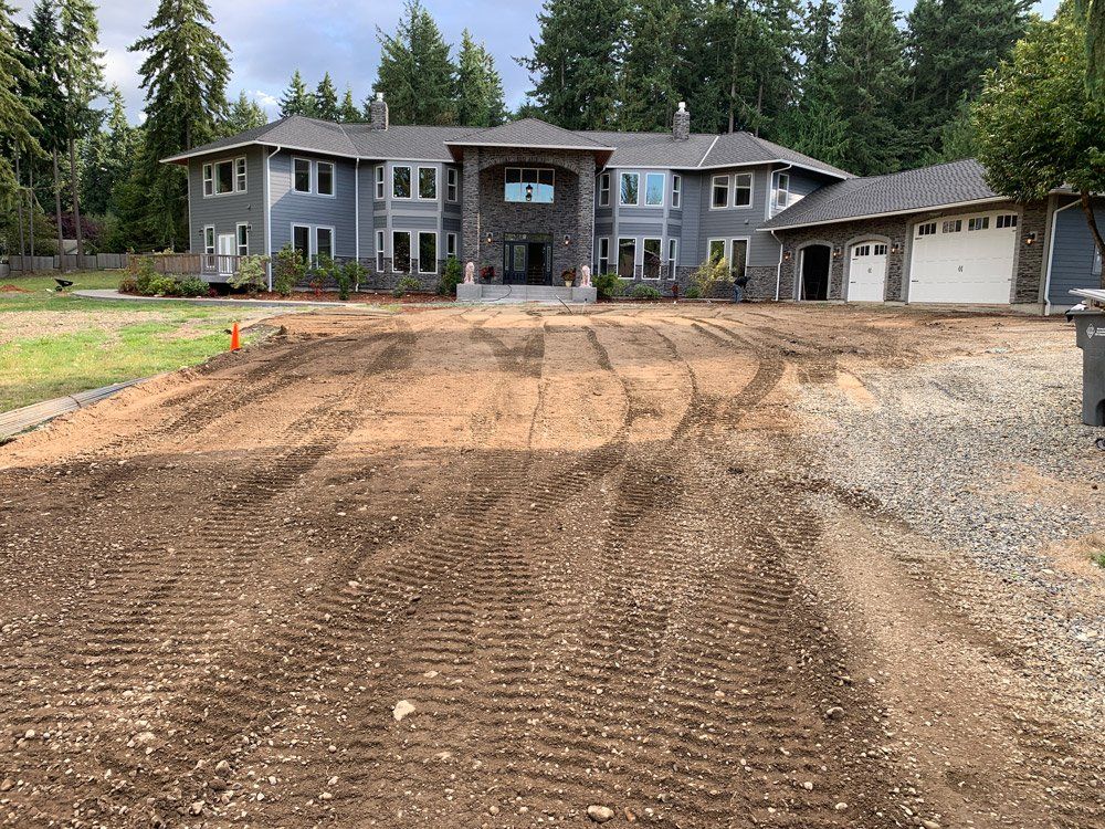 Front Yard Landscape — Snohomish, WA, — Smokey’s Tractor Werx & Excavation Inc.