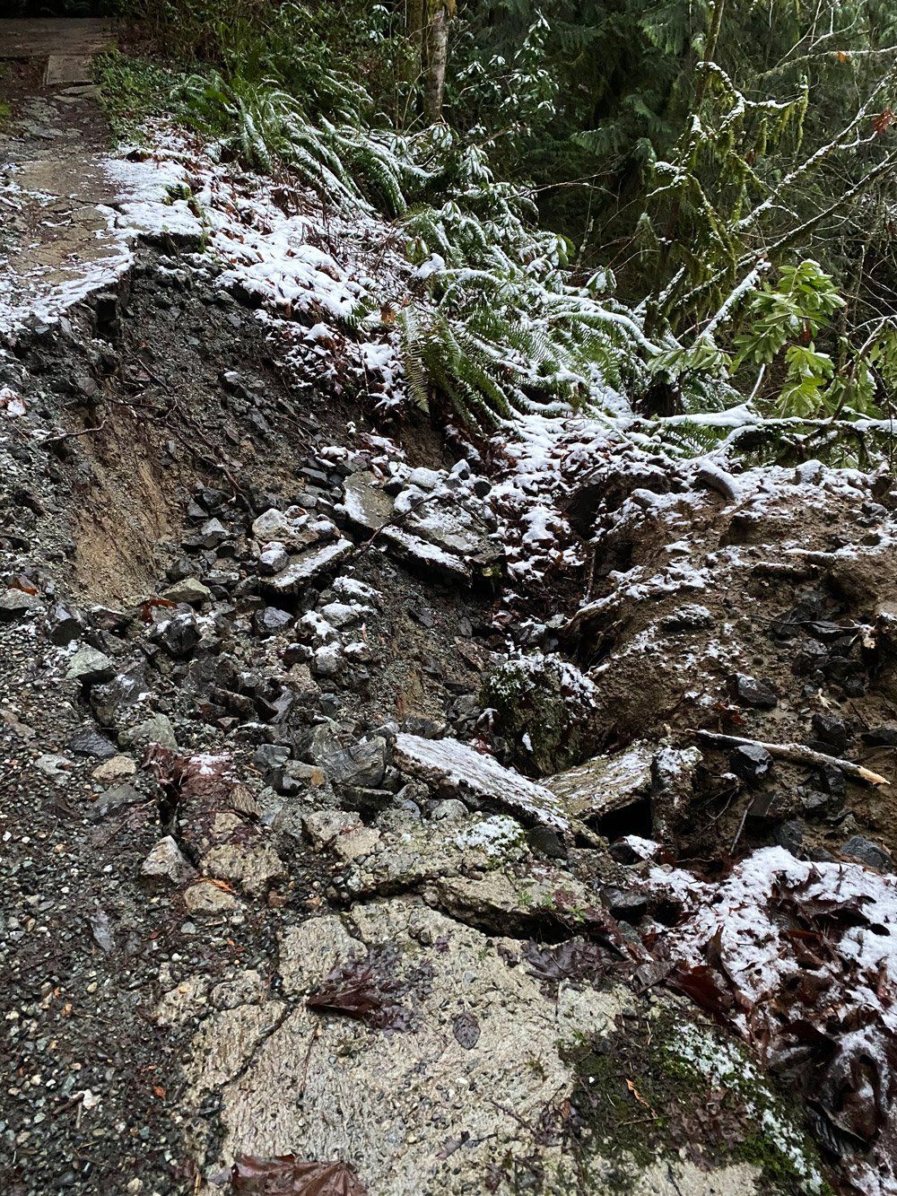 Crack Road — Snohomish, WA, — Smokey’s Tractor Werx & Excavation Inc.