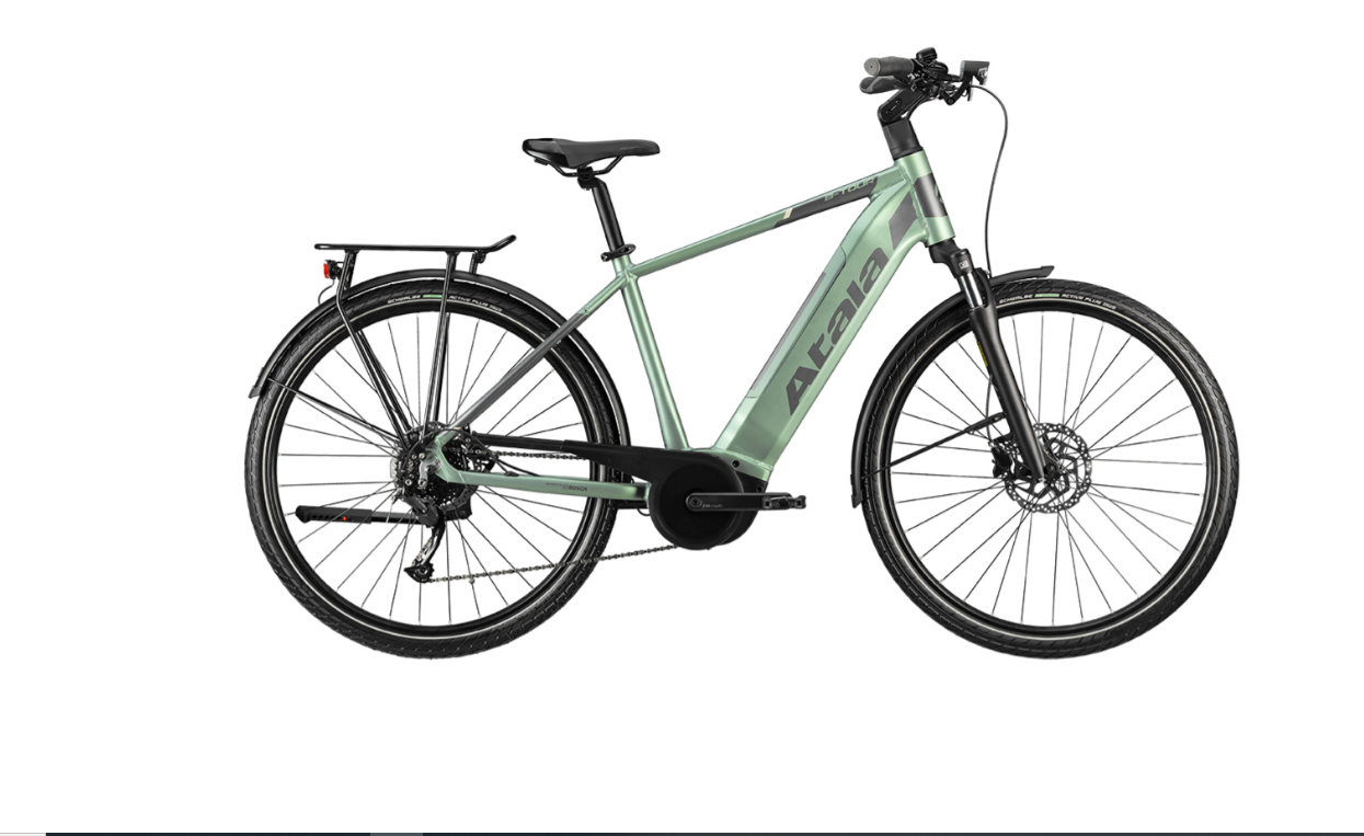 bici da trekking di colore bianco