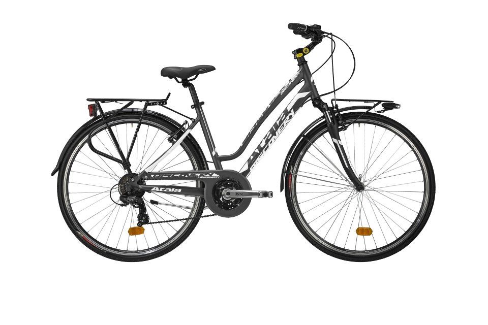 bici da trekking nera