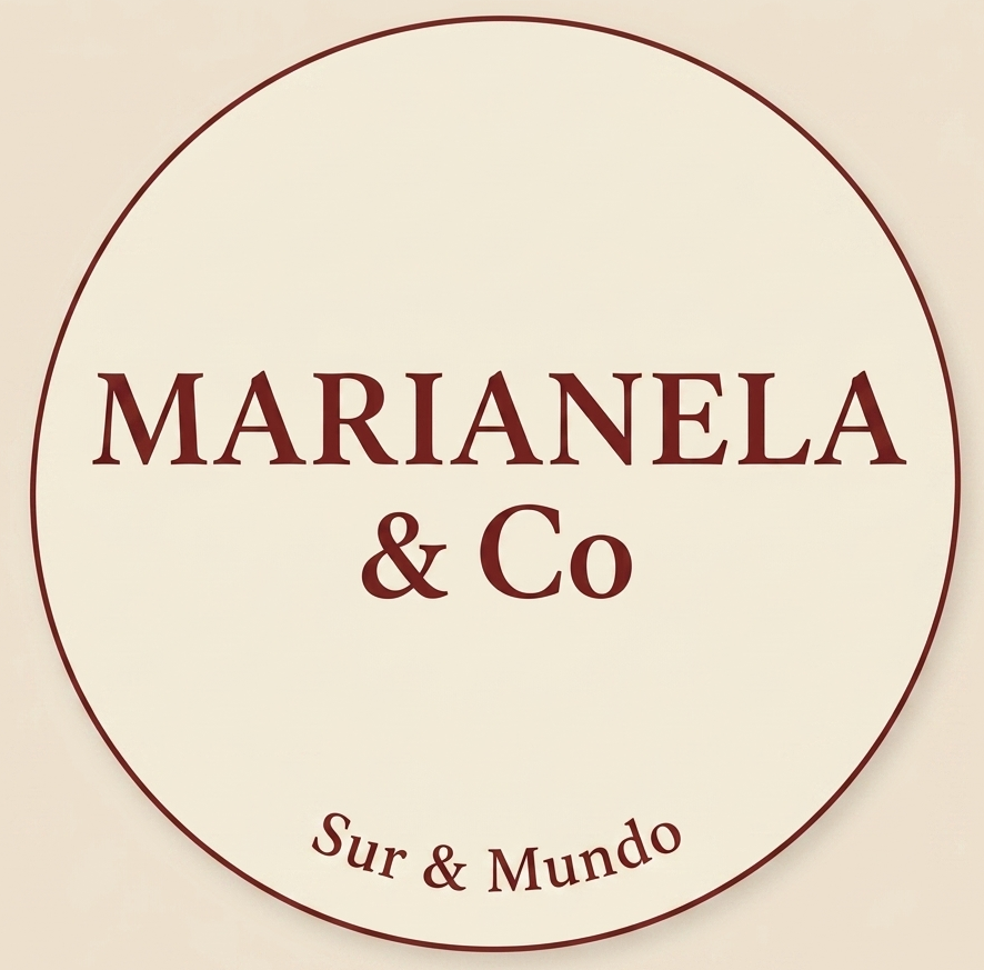 Logotipo de Marianela & Co en texto serif color burdeos sobre un fondo beige claro.