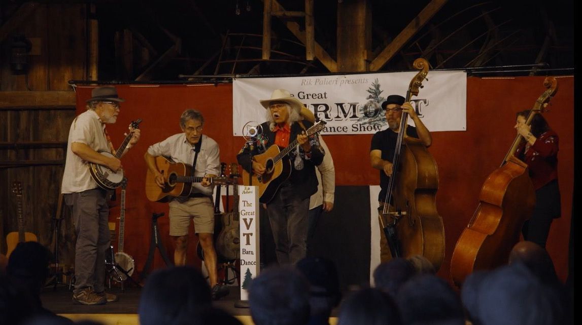 bluegrass band performing at isham family farm annual fall festival 