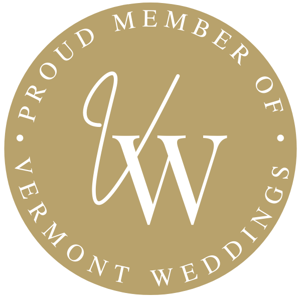 A logo that says proud member of vermont weddings