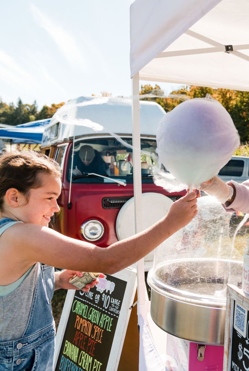 birthday party events at Isham Family Farm