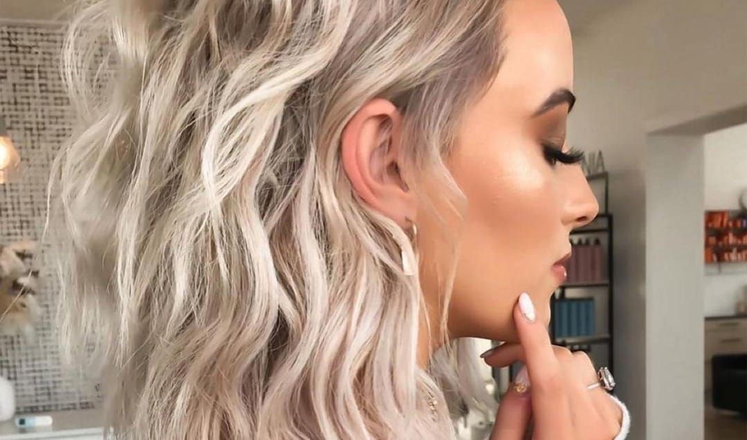 Woman With Beautiful Makeup — Hairdressers in Cairns