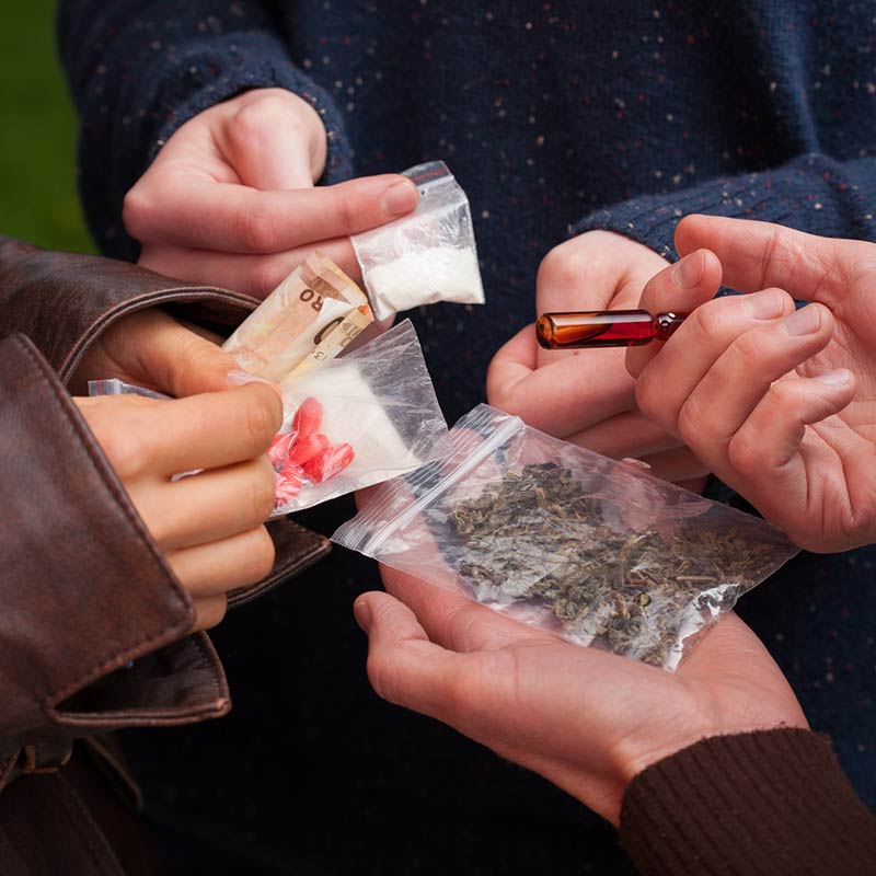 Drugs — Drug Dealer Selling Drugs in Conway, AR