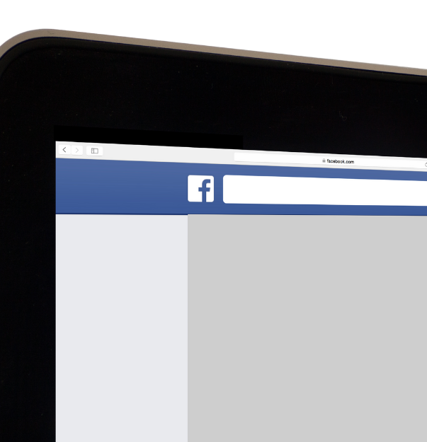Tablet mit einer Facebook-Webseite in Weiß und Blau.
