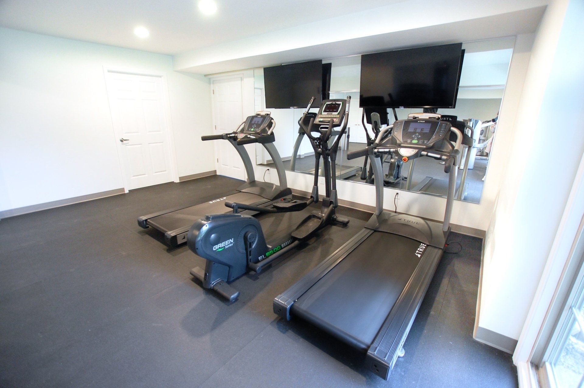 Park Place Apartments Model Apartment Photo