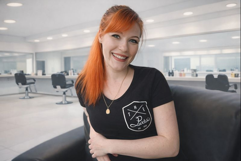 Parrat ja hiustenleikkaukset.