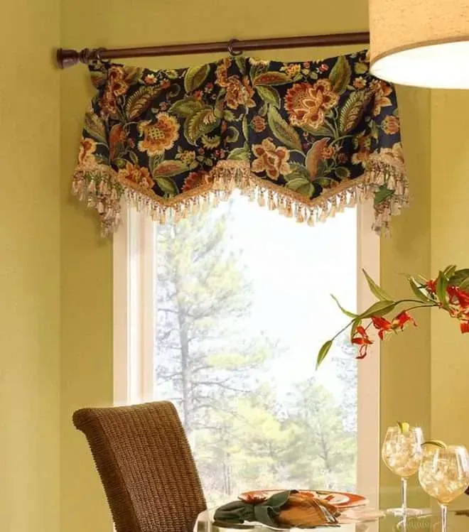 Are Drapery Valances Still in Style in 2025?