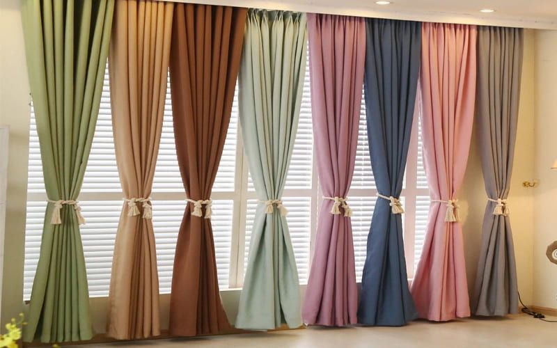 How to Choose the Right Drapery Fabric Store