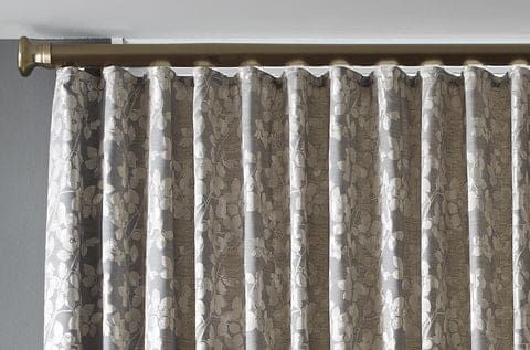 Key Differences Between Tailored and Relaxed Drapery