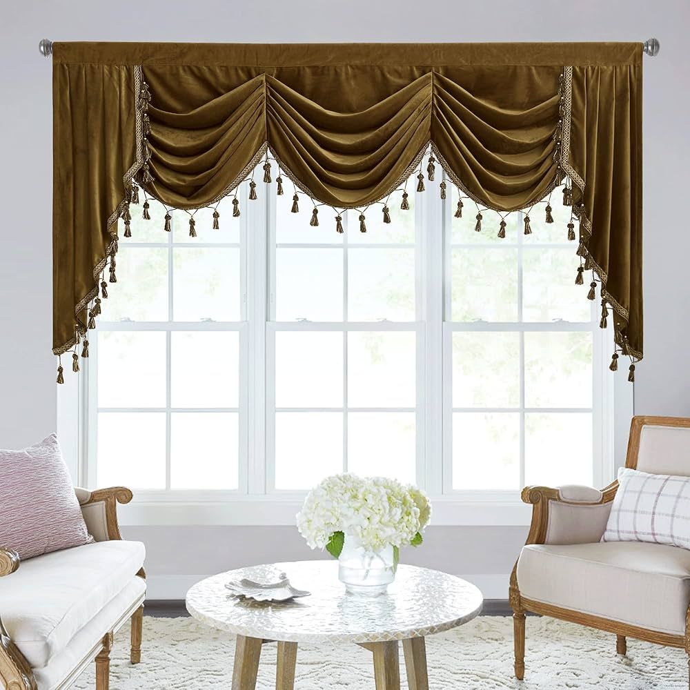 Popular Valance Styles That Work in 2025