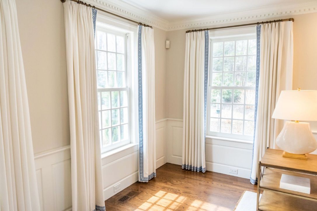 Which One Should You Choose – Panel or Drape?