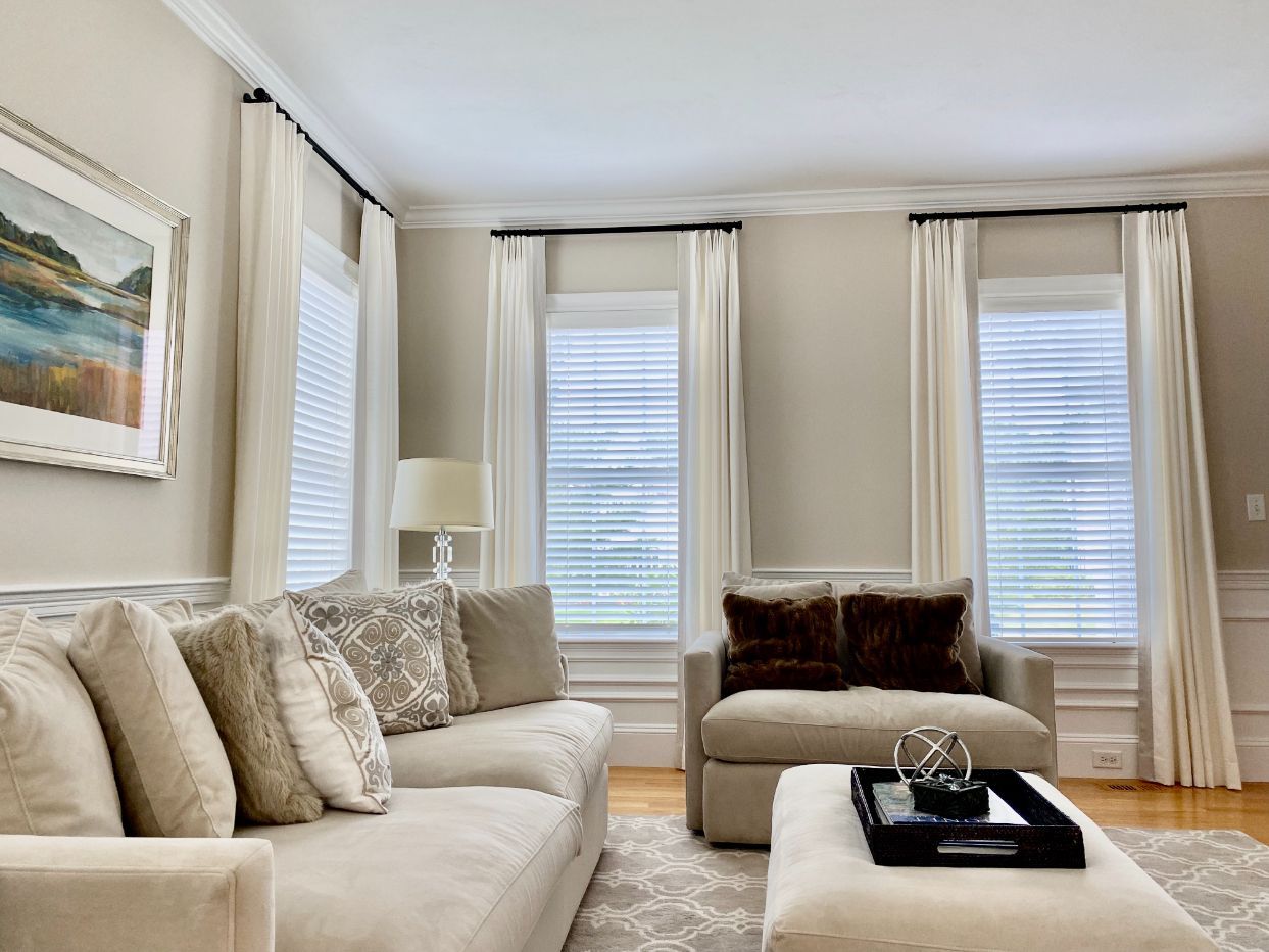 How to Hang Drapes the Right Way