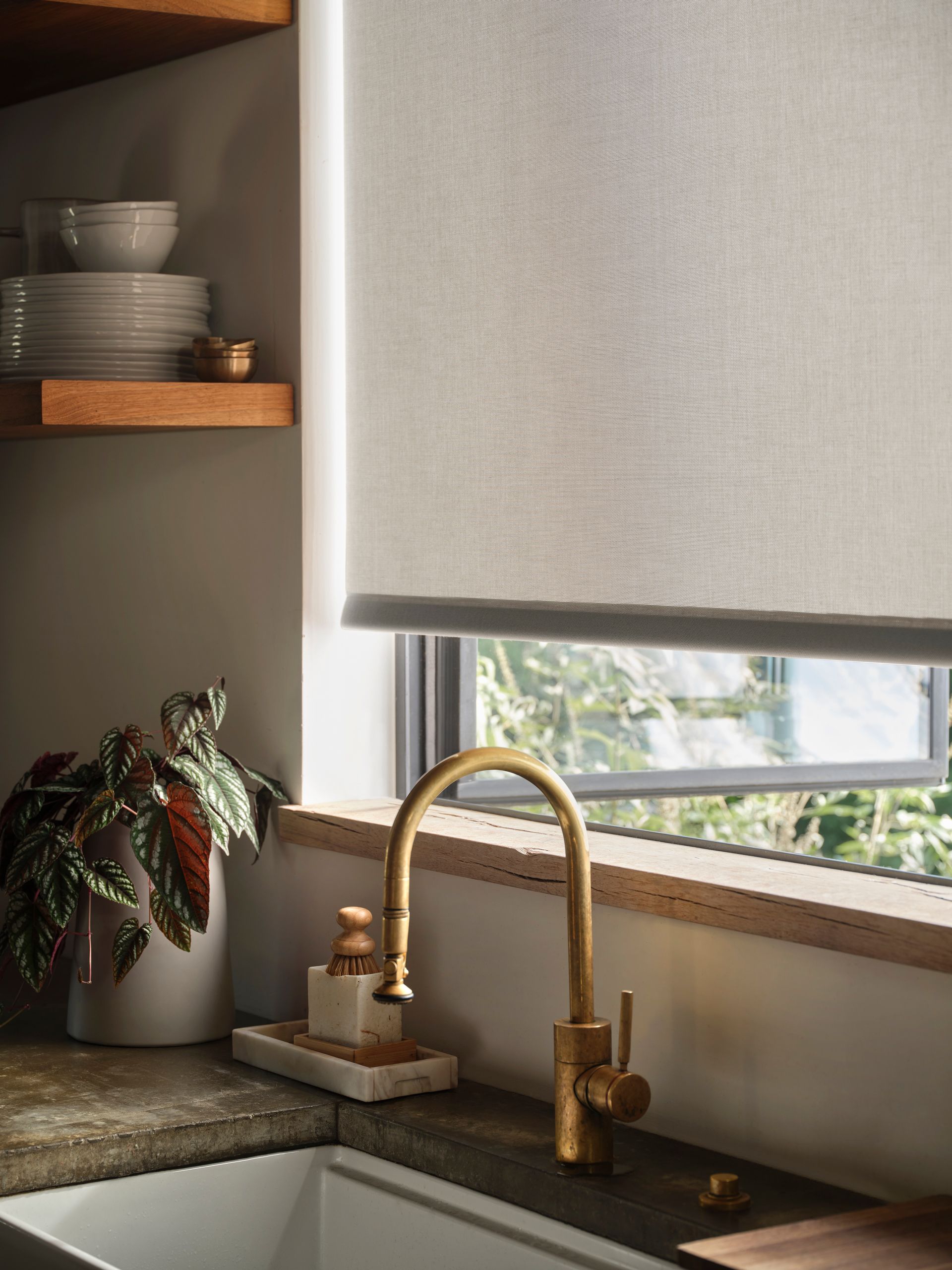 Can Sunbrella Fabric Withstand Rain and Storms?