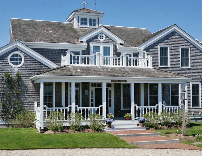 Victorian and Shingle Styles in New England Houses