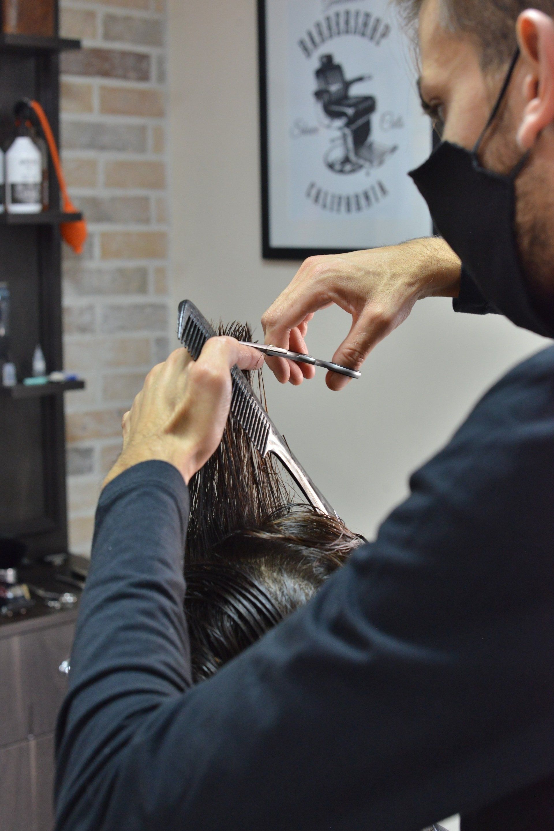 taglio dei capelli per giovani