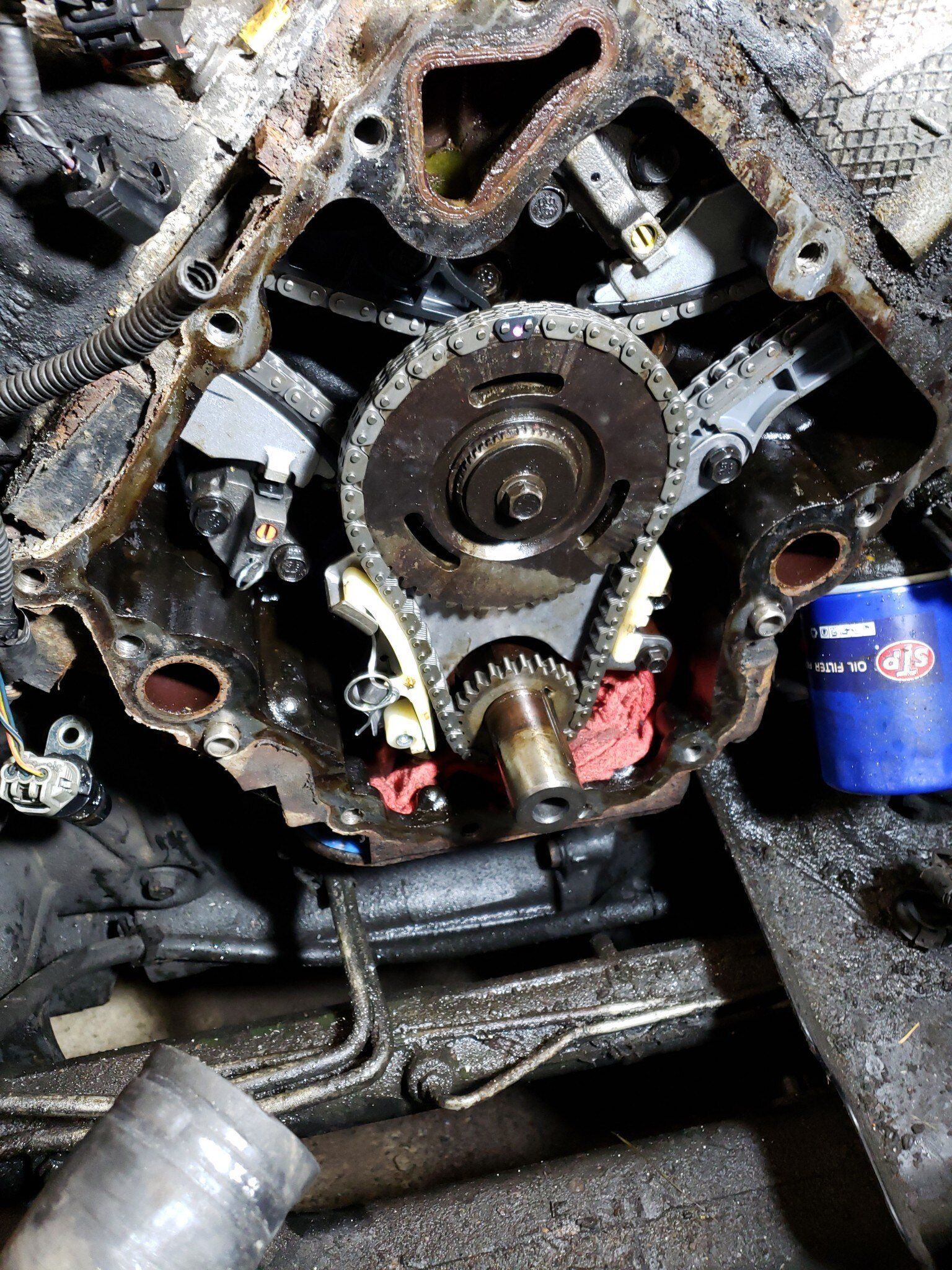 A close up of the inside of a car engine.