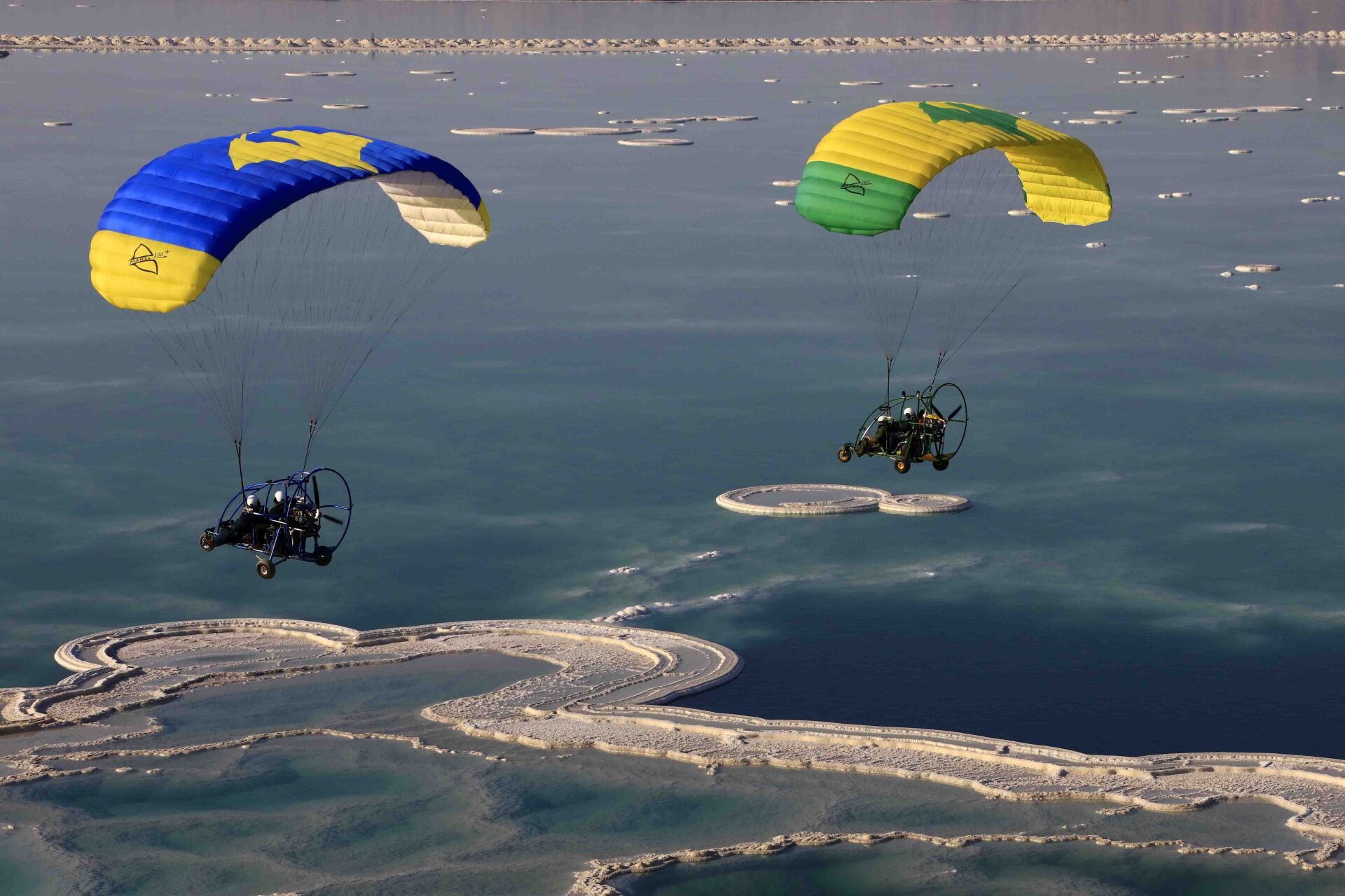 טרקטורון מעופף מעל ים המלח