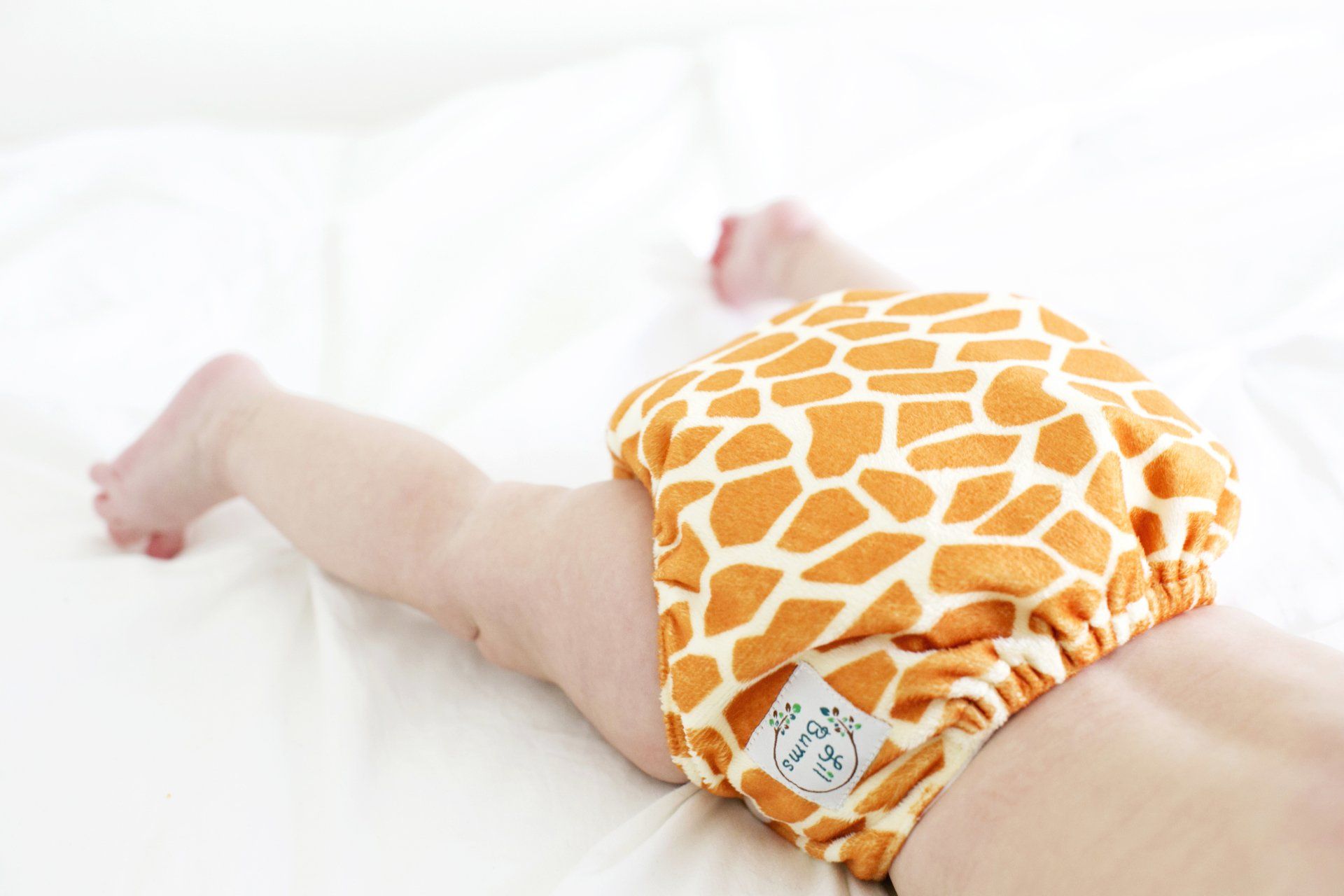 Cloth diaper with giraffe pattern