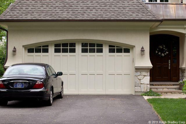Tilt Up Versus Sectional Garage Doors, How To Install A Tilt Up Garage Door
