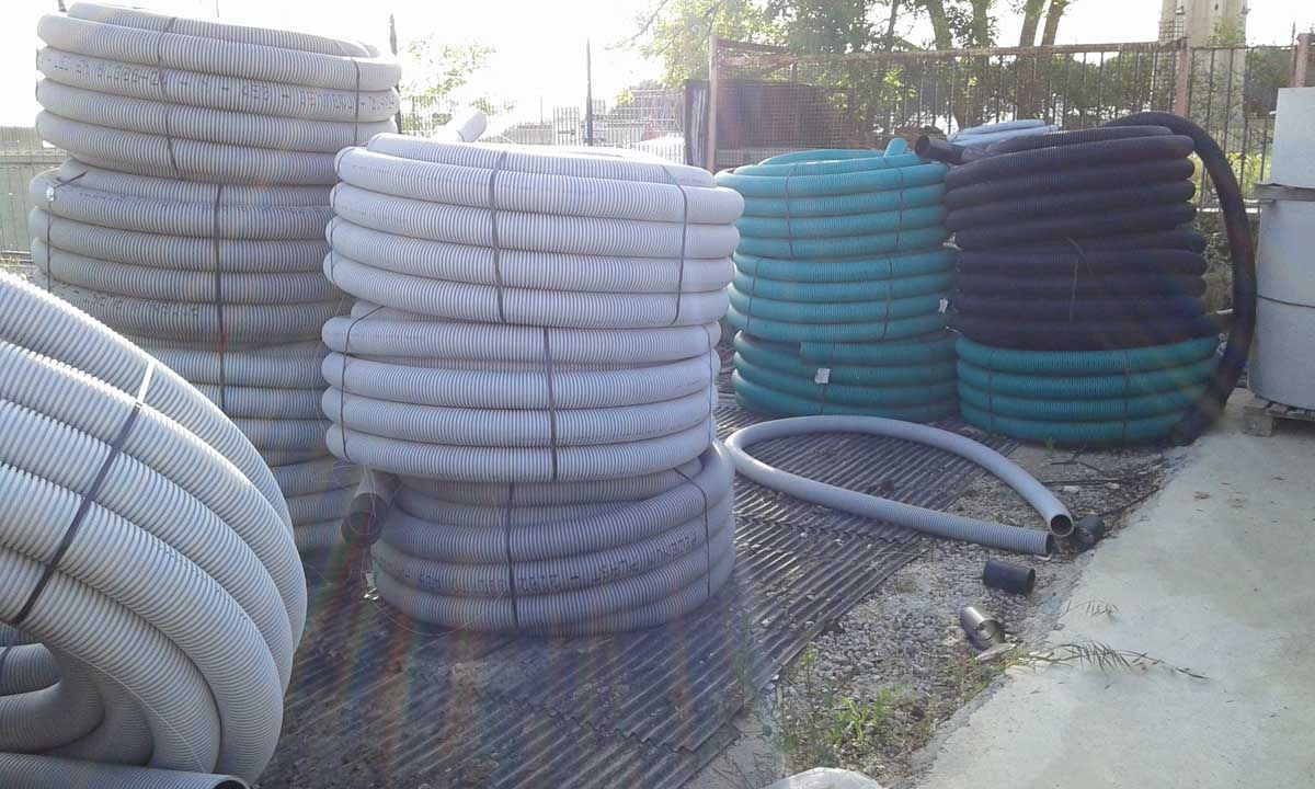 tubi per passaggio fili