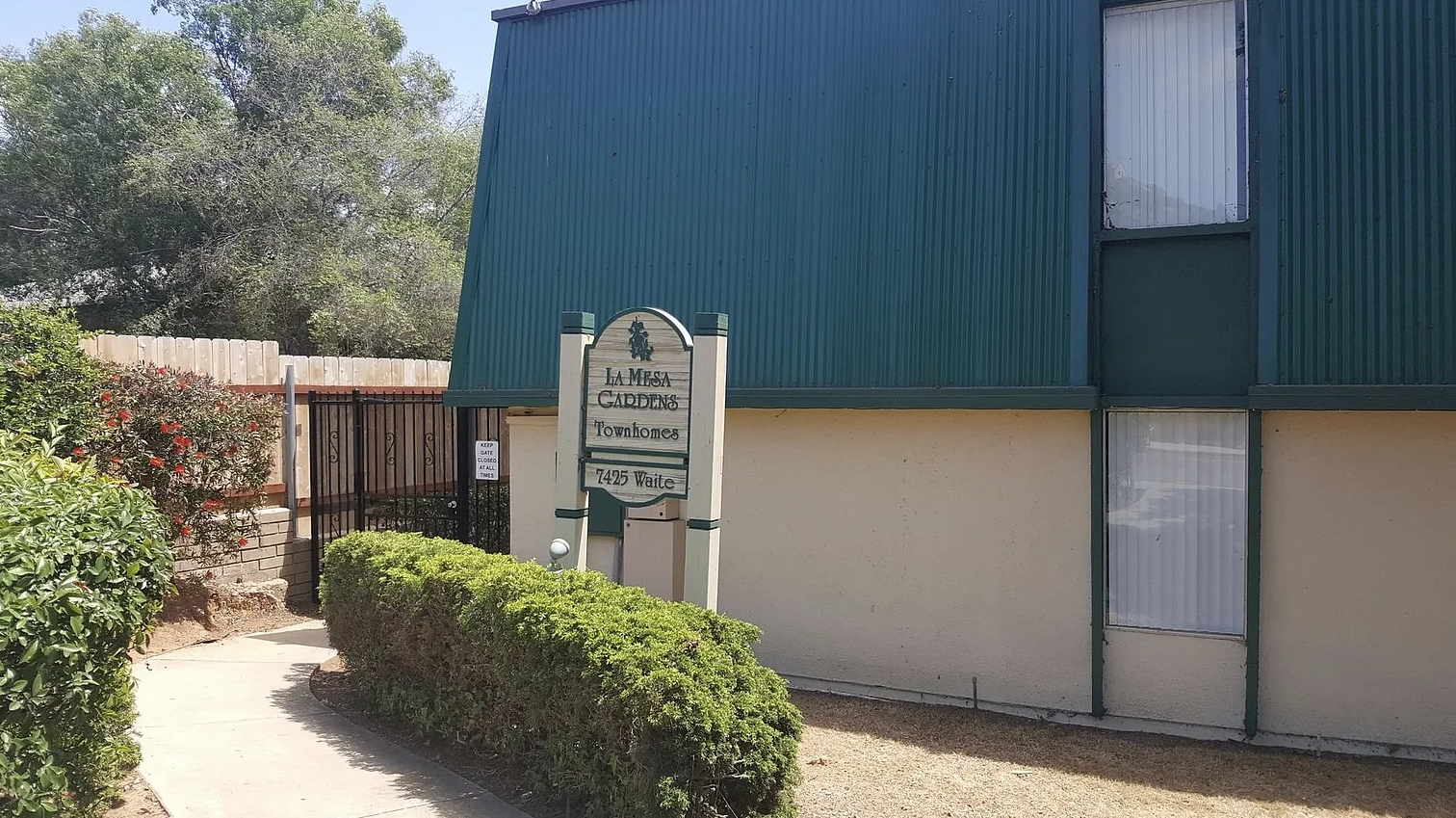 La Mesa Gardens Exterior Photo