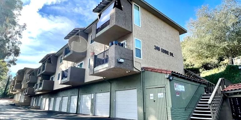 Vista Village Exterior Image