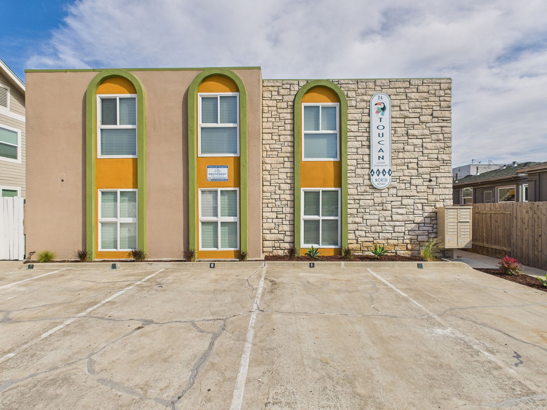 Da Toucan Exterior Photo