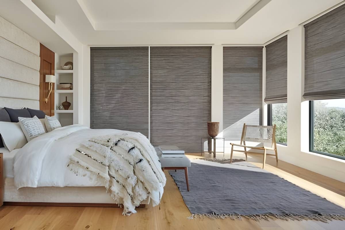 Hunter Douglas Alustra® Woven Textures® Roman Shades near Florence, KY & West Chester, OH