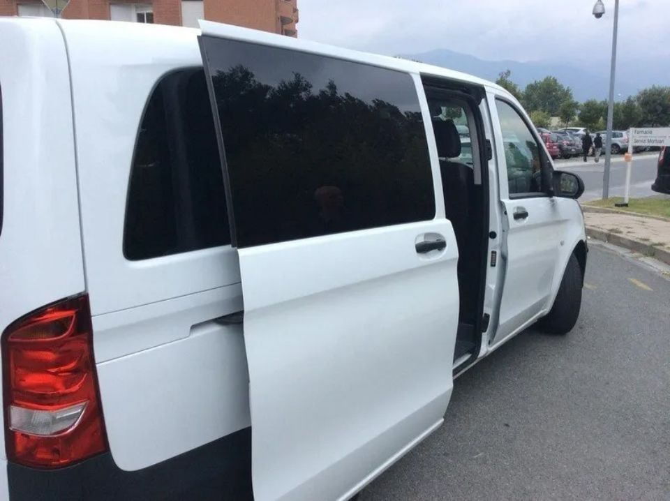 vista externa del monovolumen