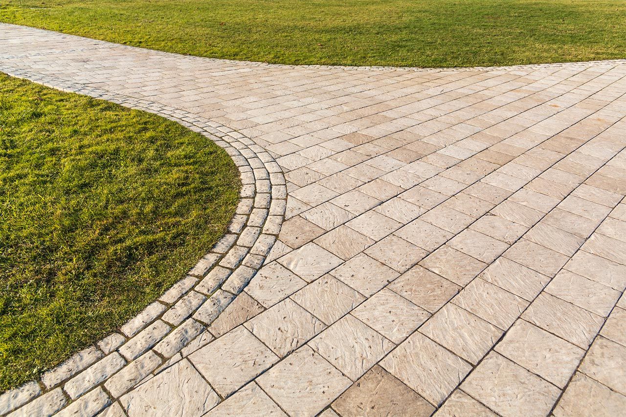 Curved Path on the Grass — Helotes, TX — Easter Concrete Contracting