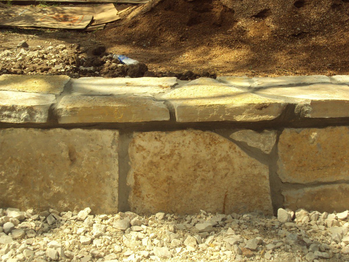 Small Retaining Wall — Helotes, TX — Easter Concrete Contracting