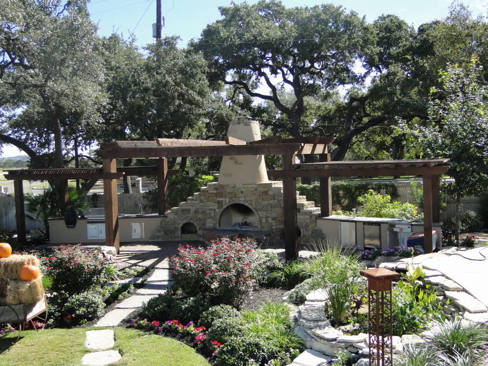Flagstone Patios — Helotes, TX — Easter Concrete Contracting