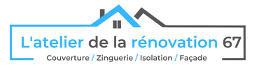 Logo pour L'atelier de la r&eacute;novation 67, avec un graphisme de toit bleu et gris et du texte.