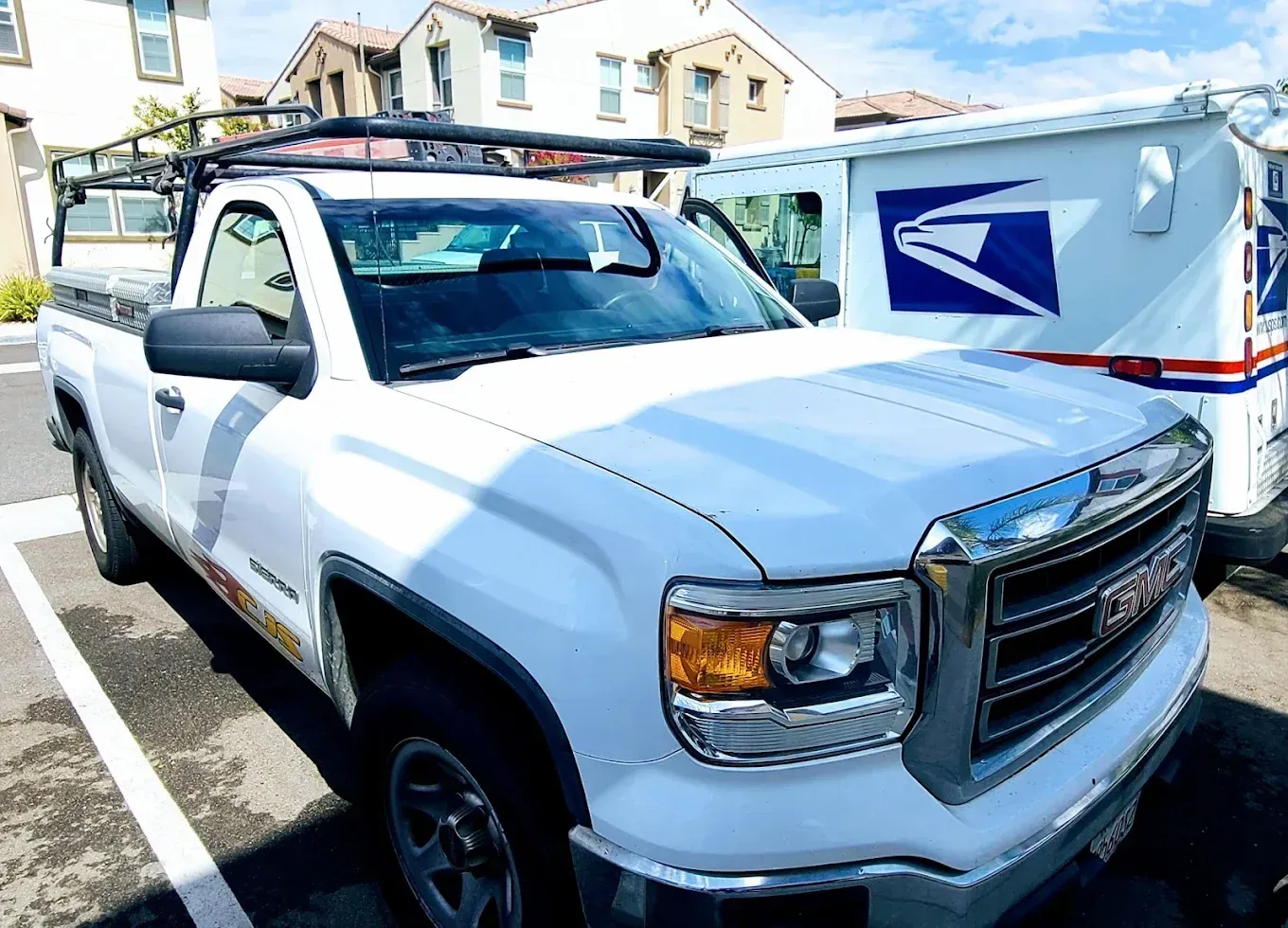 GMC Windshield Replacement & Repair In San Bernardino, CA