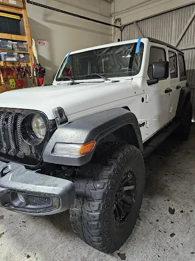 Jeep Windshield Replacement & Repair In San Bernardino, CA Jeep Windshield Replacement & Repair In San Bernardino, CA