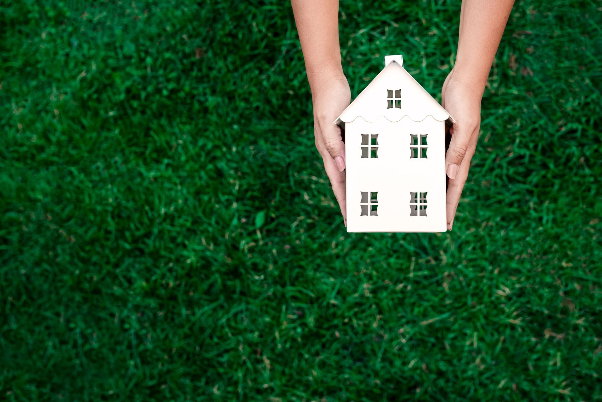 Philip Butler House Relocations offers you the best house relocators.