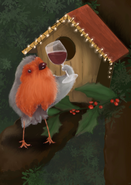 Roodborstje met een glas wijn in zijn hand, zittend op een tak naast een vogelhuisje versierd met lichtjes en hulst.