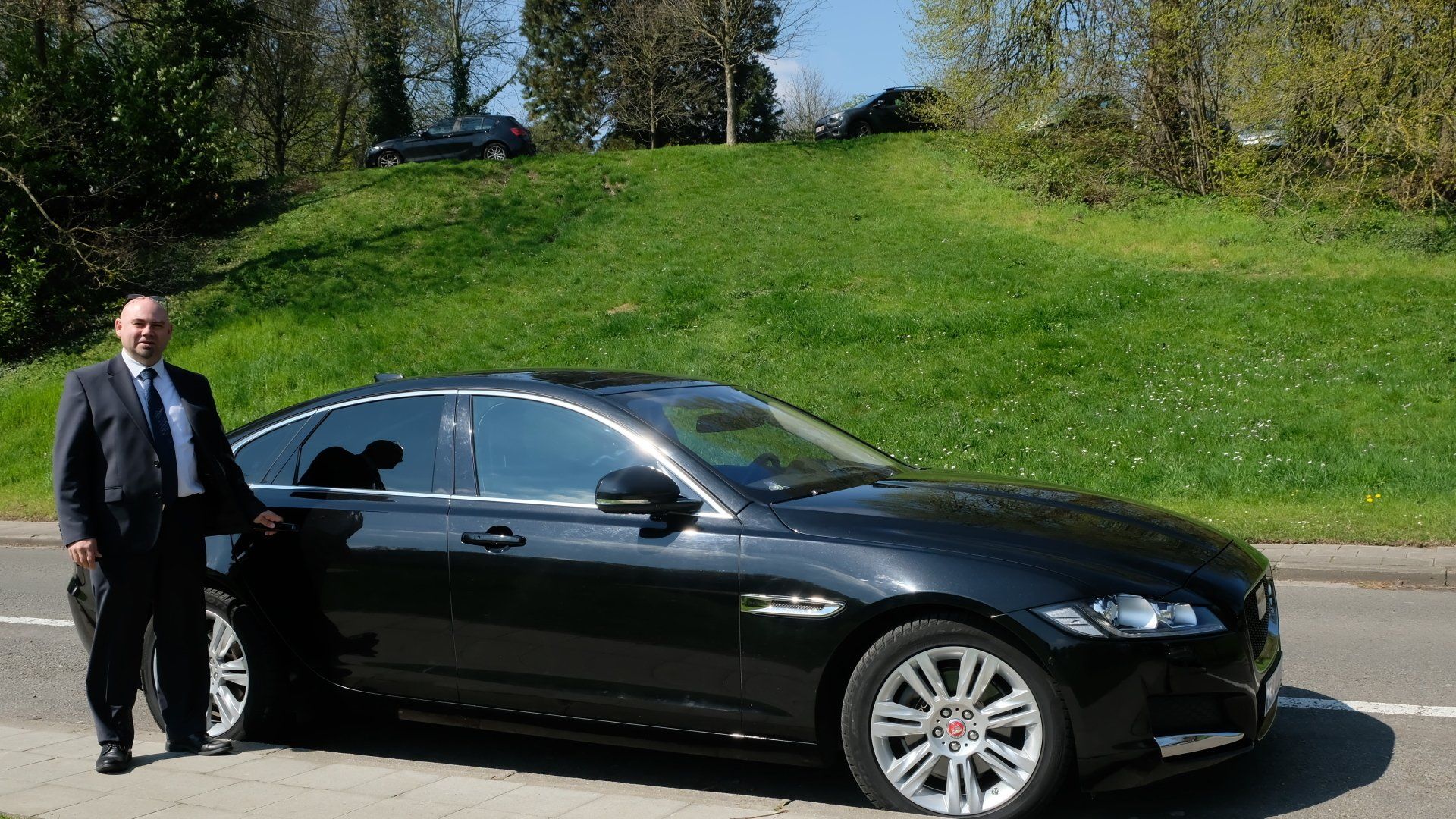Photo extérieur d'une Jaguar noir
