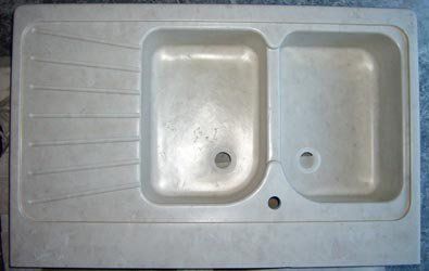 Wash basin with two basins
