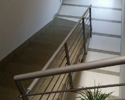 Scala in marmo