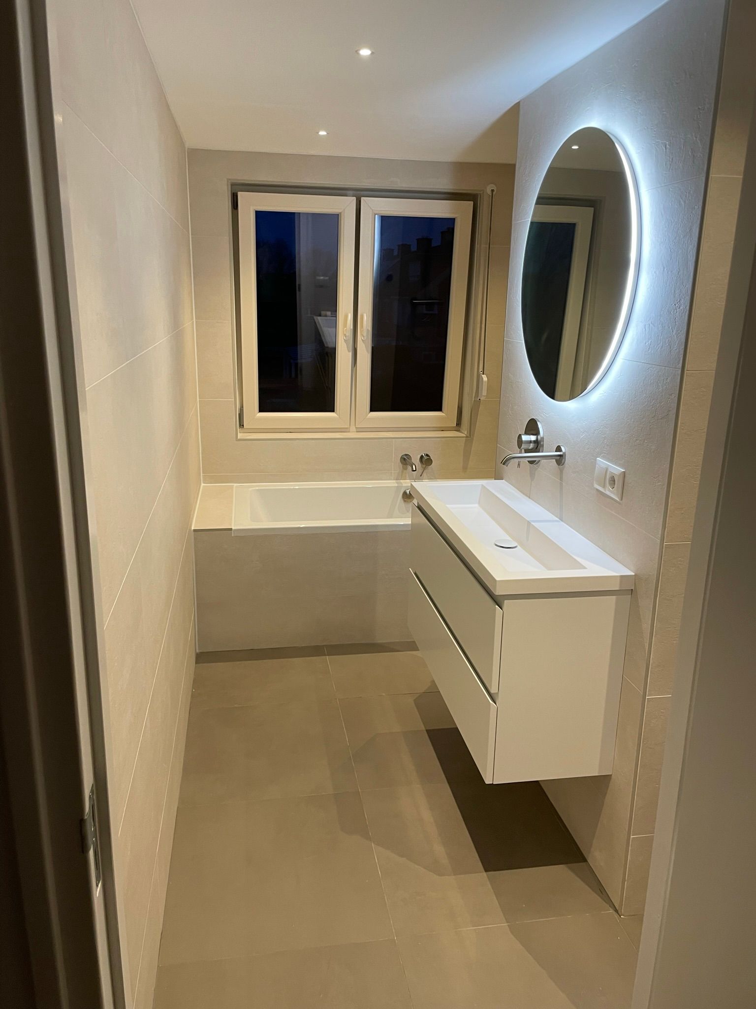 ASFF Alicante AllServicesFrankFransen Munstergeleen badkamer verbouwen Benidorm contractor bathroom install